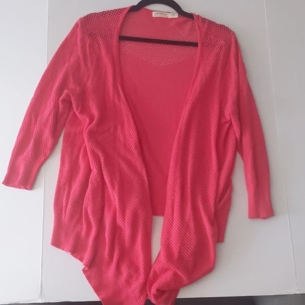 Faded glory asymmetrical hem salmon color sweater. Size large.